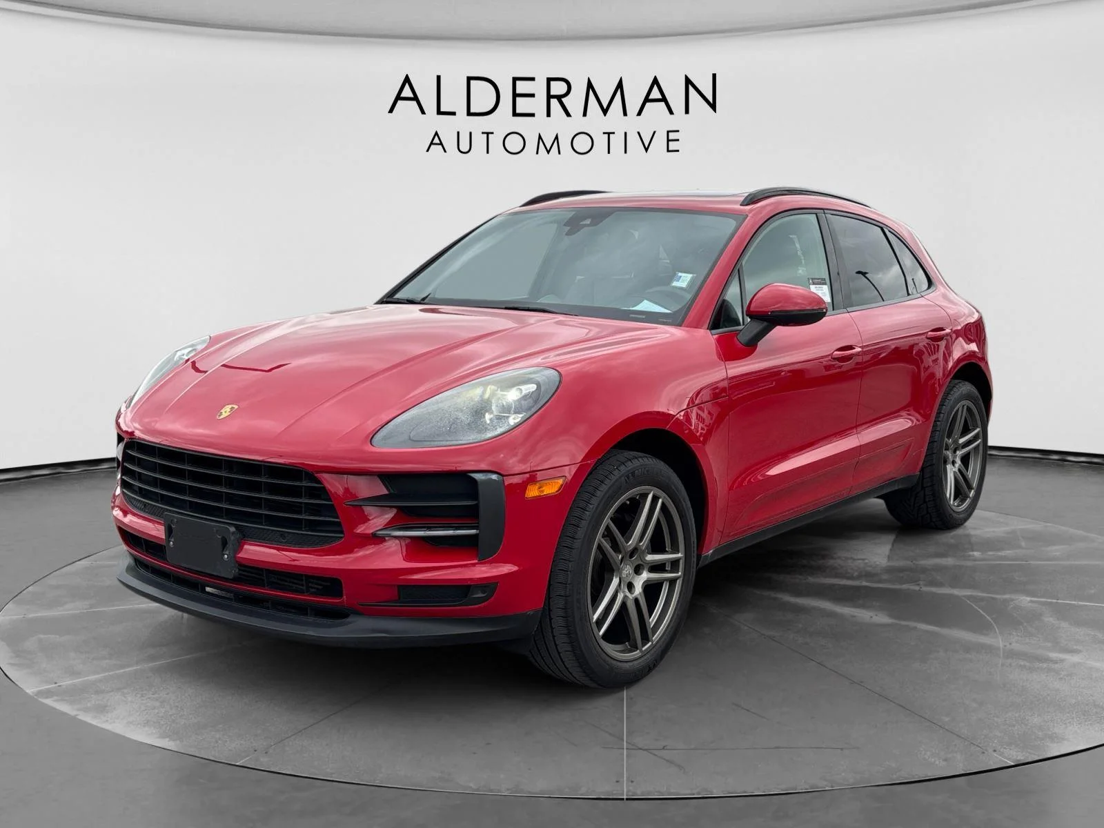 2019 Porsche Macan -'s photo