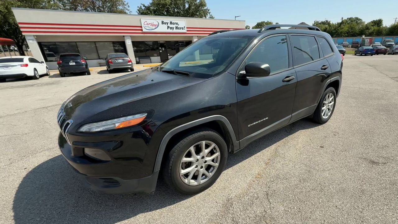 2016 Jeep Cherokee Sport photo 3