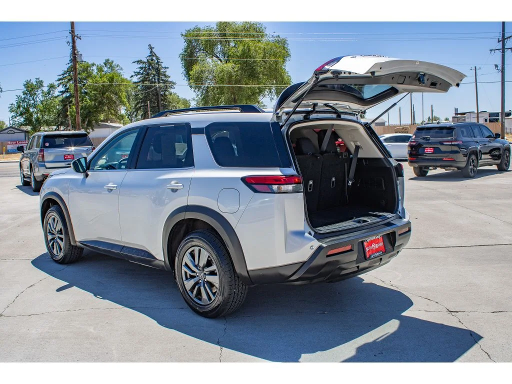 Used 2024 Brilliant Silver Metallic Nissan SV image 9