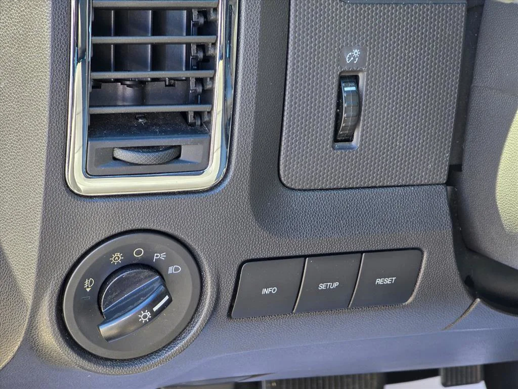 Used 2012 Black Ford Limited image 9