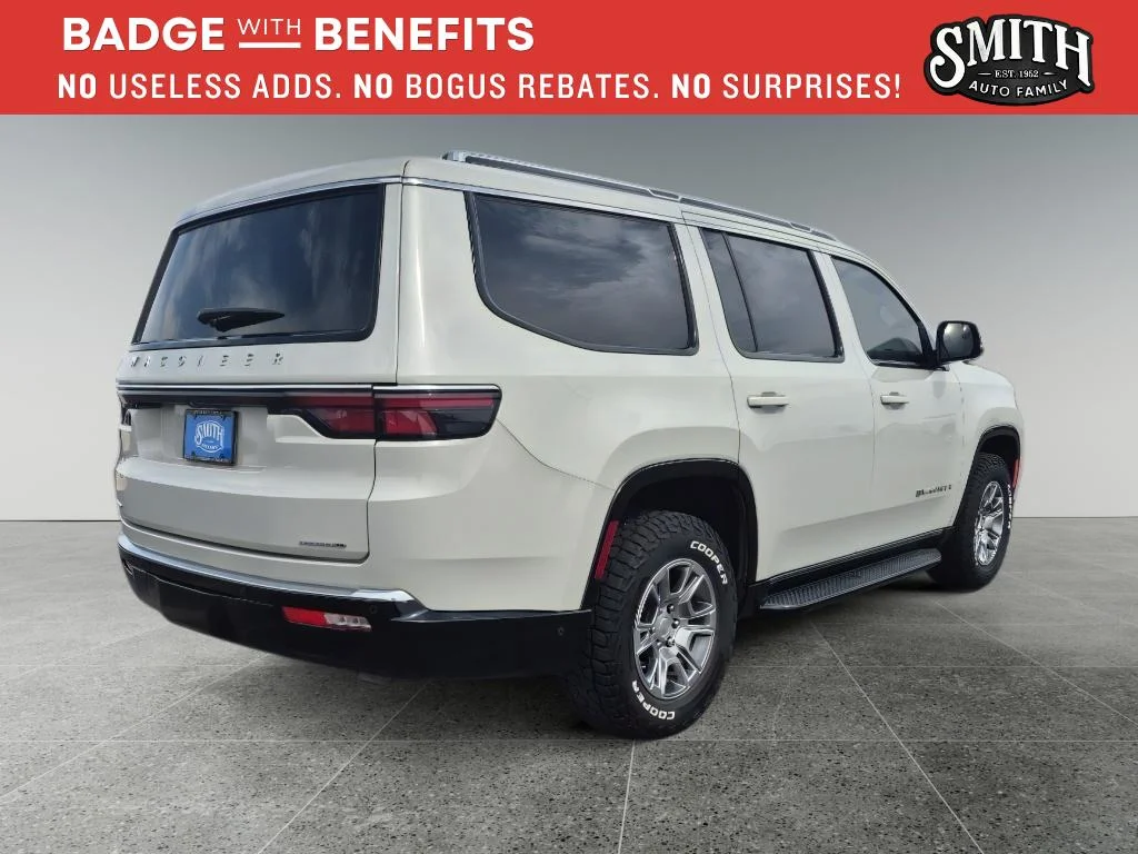 Certified Used 2022 Luxury White Pearlcoat Jeep Series I image 4