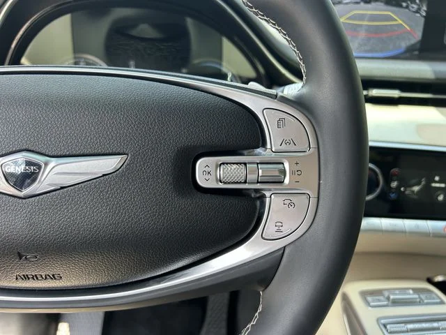Used 2023 Black Genesis 2.5T image 9