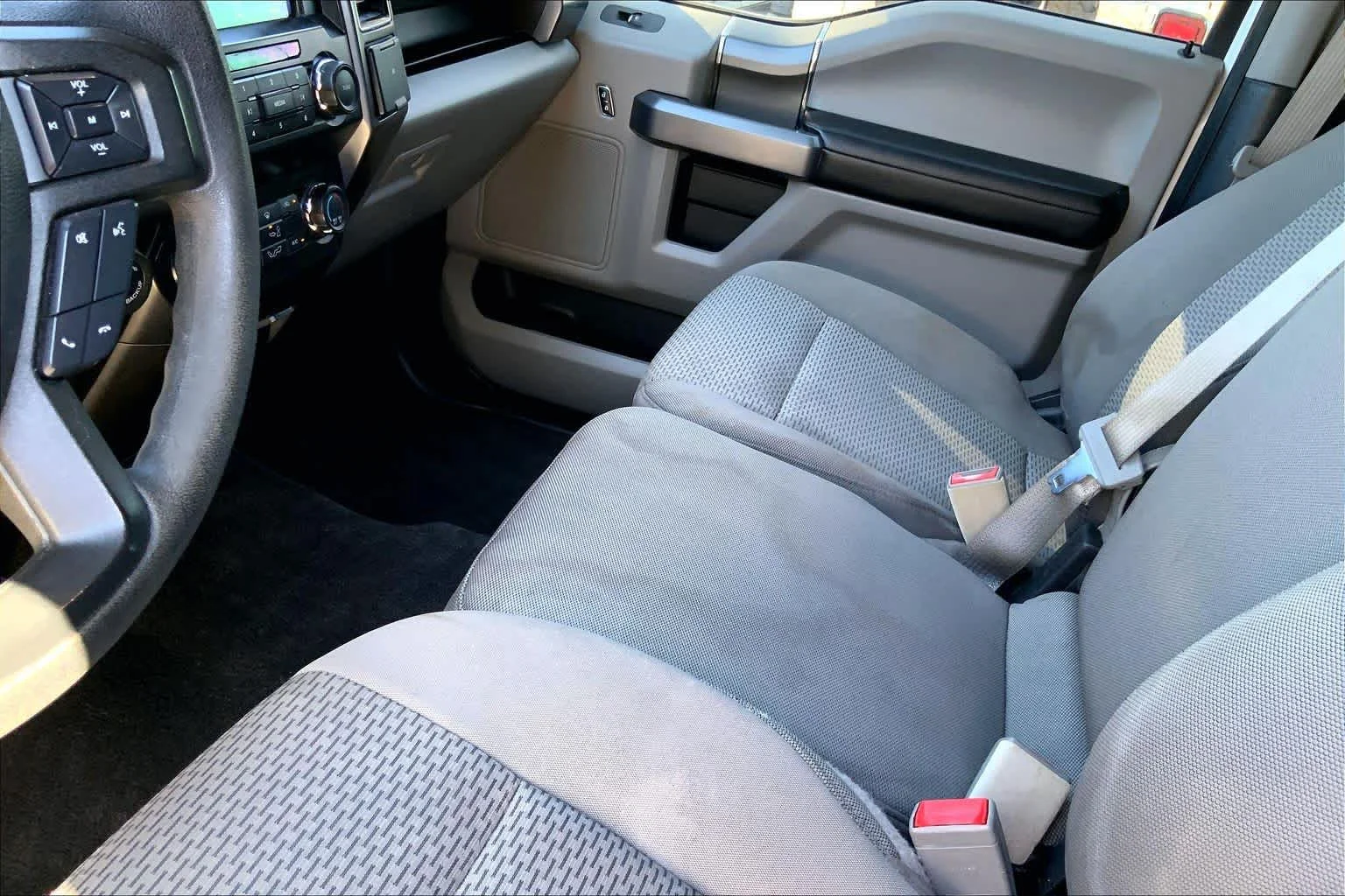 Used 2020 Oxford White Ford XLT image 15