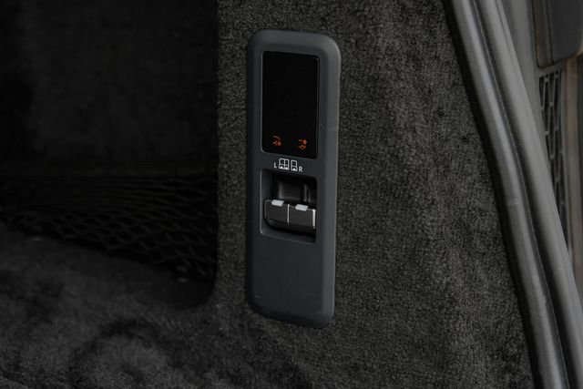 Used 2025 Black Land Rover SE image 64