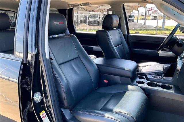 Certified Used 2020 MIDNIGHT BLACK METALLIC Toyota  image 9