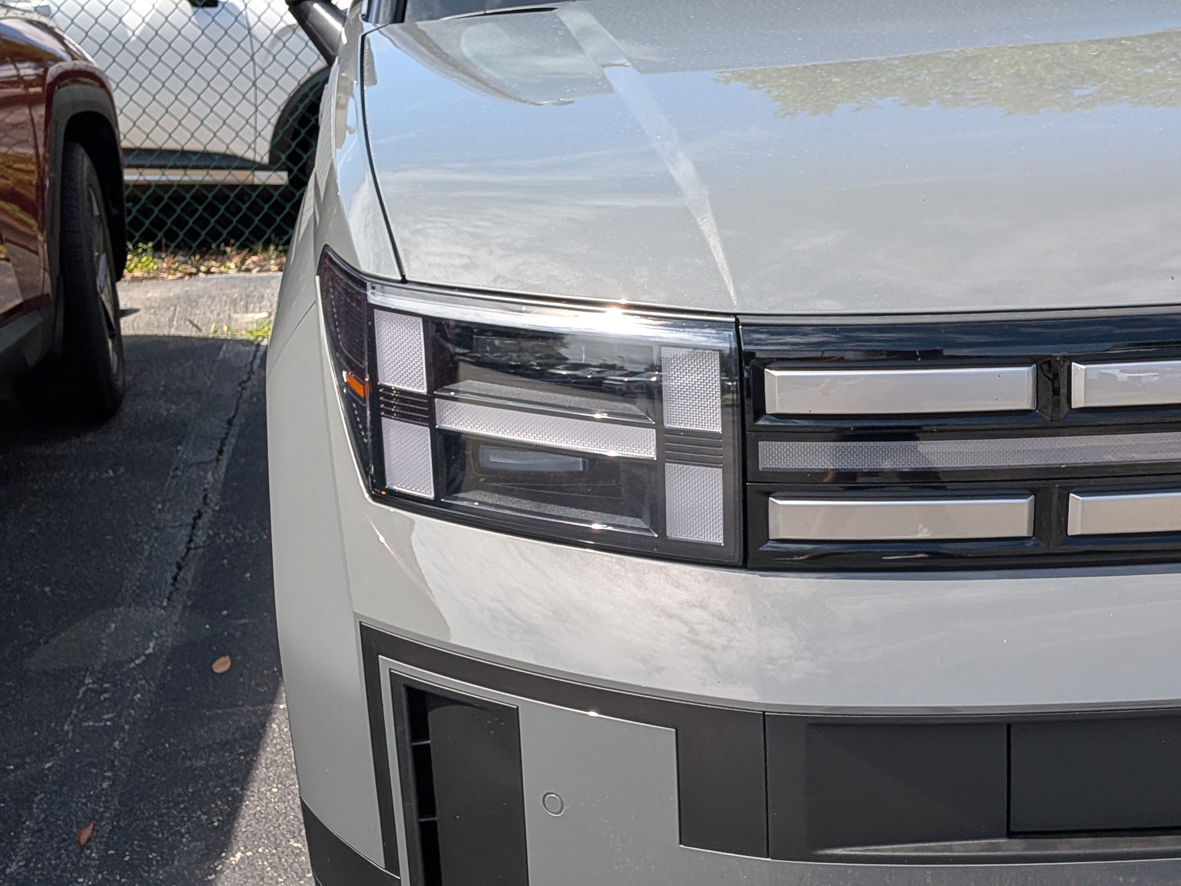 New 2026 Hampton Gray Hyundai SEL FWD image 24