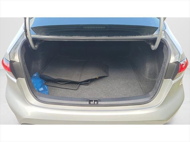 Certified Used 2025 SILVER ME. Toyota  image 9