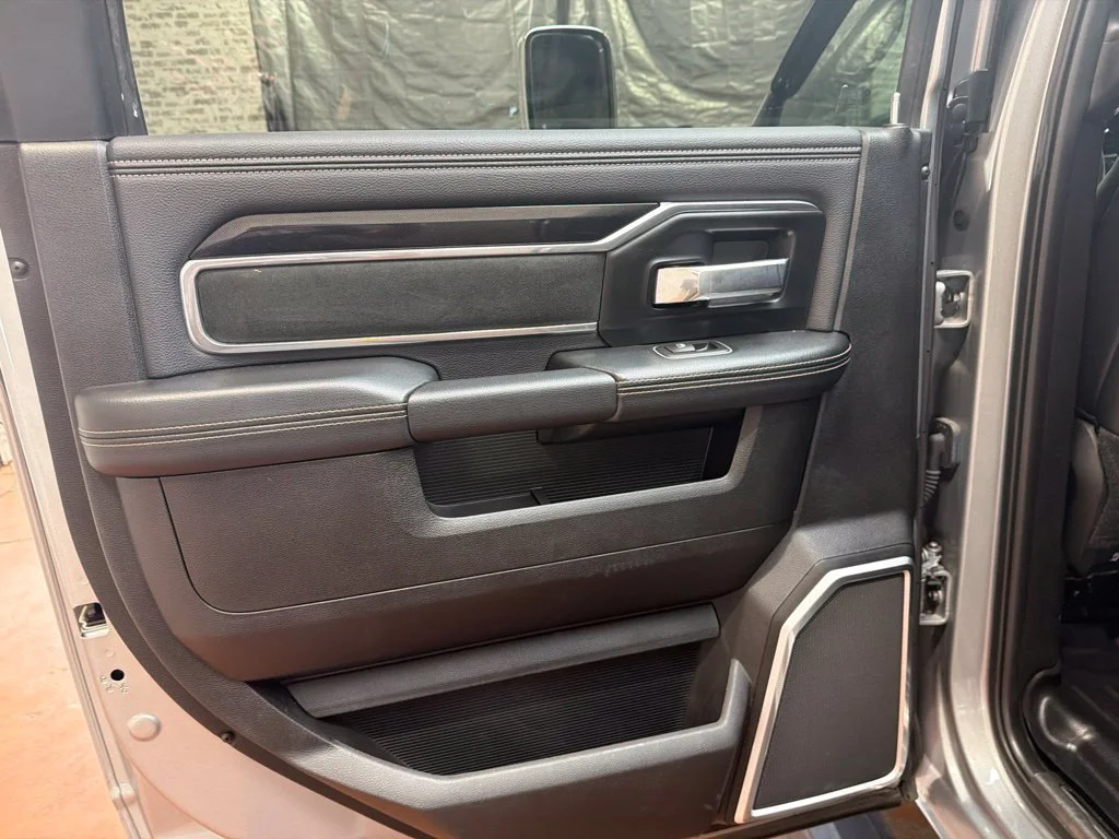 Used 2022 Billet Silver Metallic Clearcoat Ram Laramie image 15