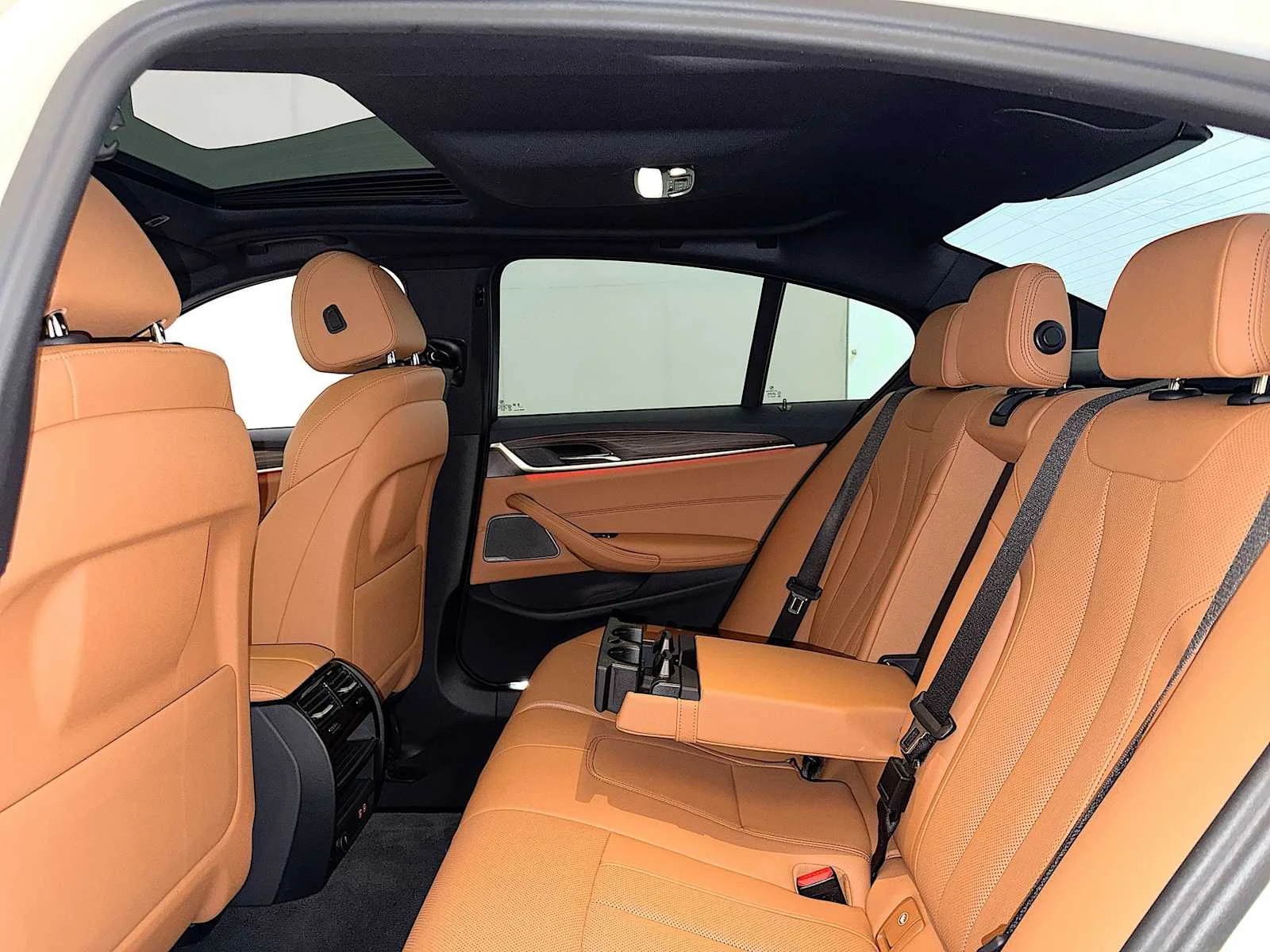 2023 BMW 5 Series 530i - Photo 21