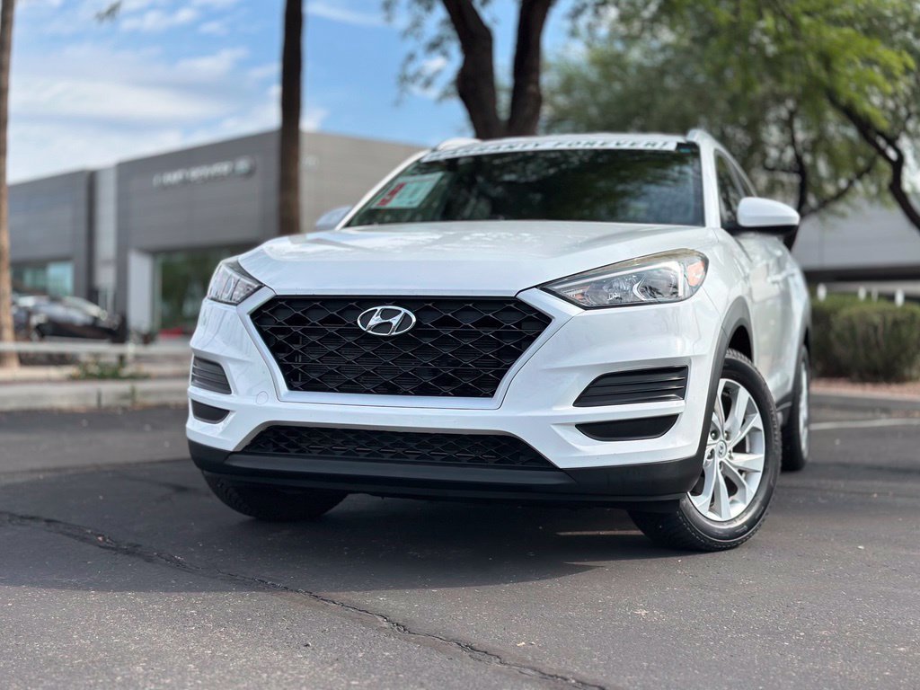 Used 2019 White Hyundai Value image 1