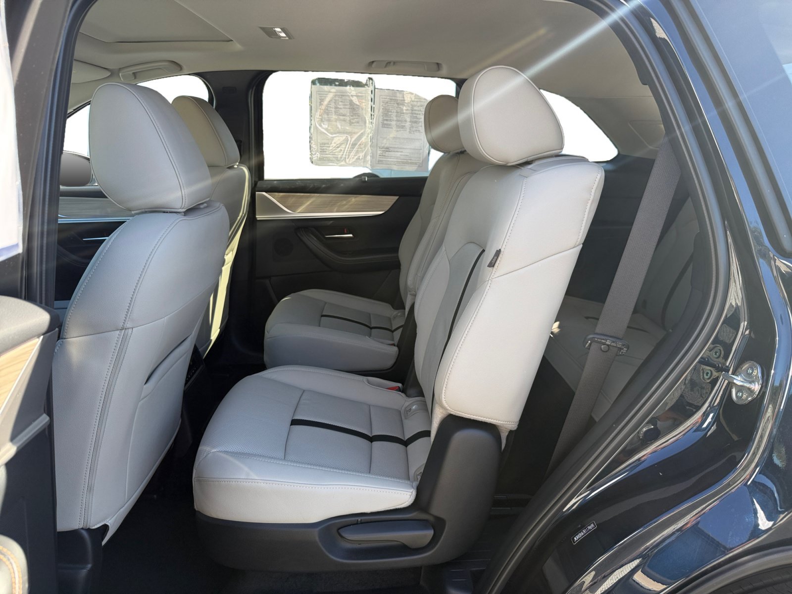 Certified Used 2024 Crystal Blue Mazda Preferred image 16