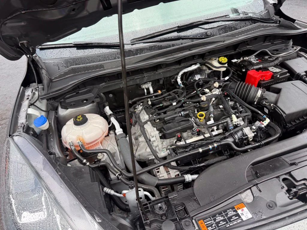 Certified Used 2022 Gray Ford SE image 54
