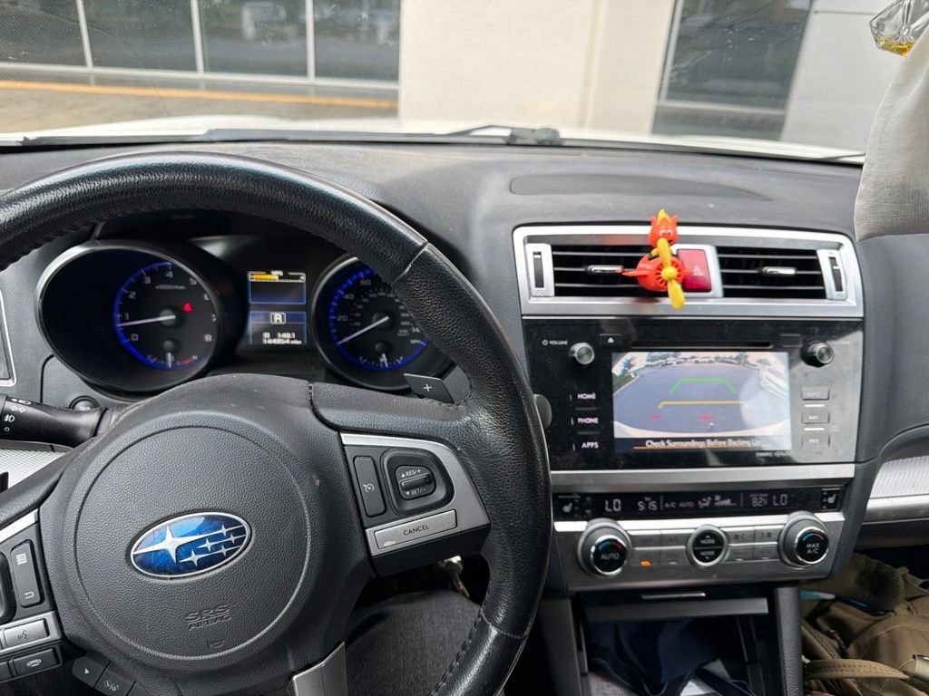 Used 2017 White Subaru 2.5i Premium image 4