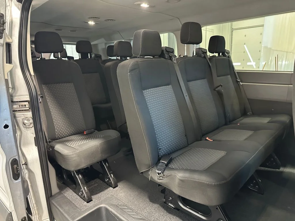Used 2023 Silver Ford XL image 28