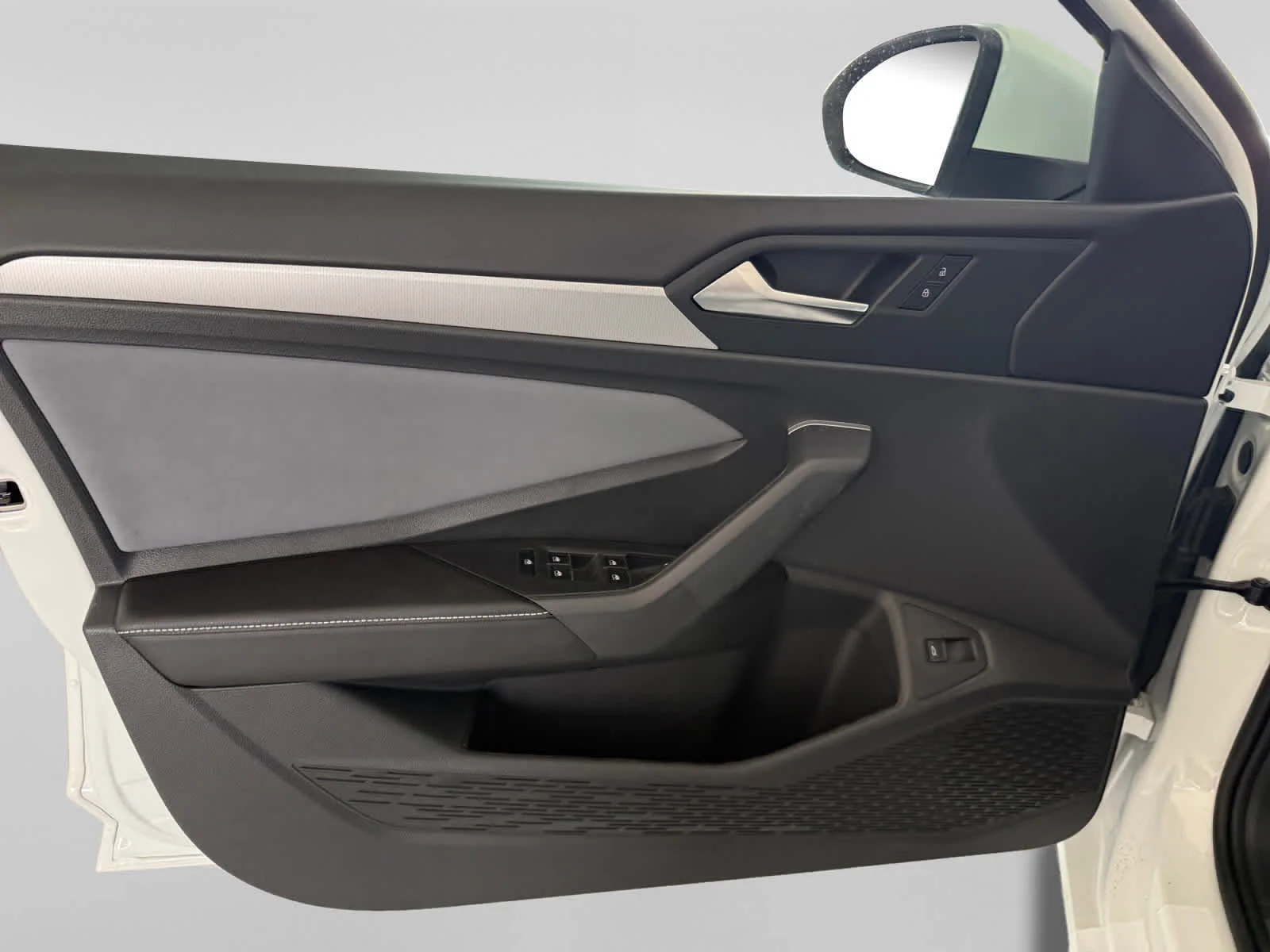 New 2026 Opal White Pearl Volkswagen SE image 10
