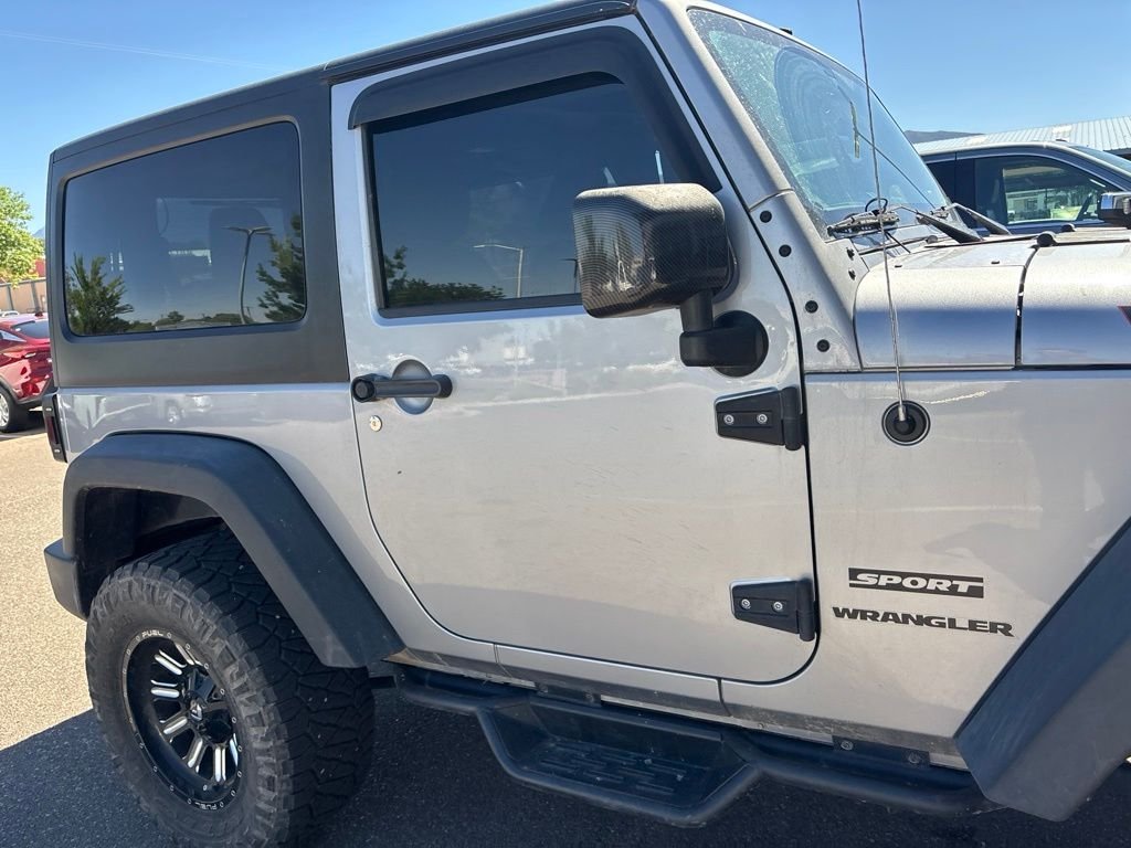 Used 2014 Gray Jeep Sport image 15