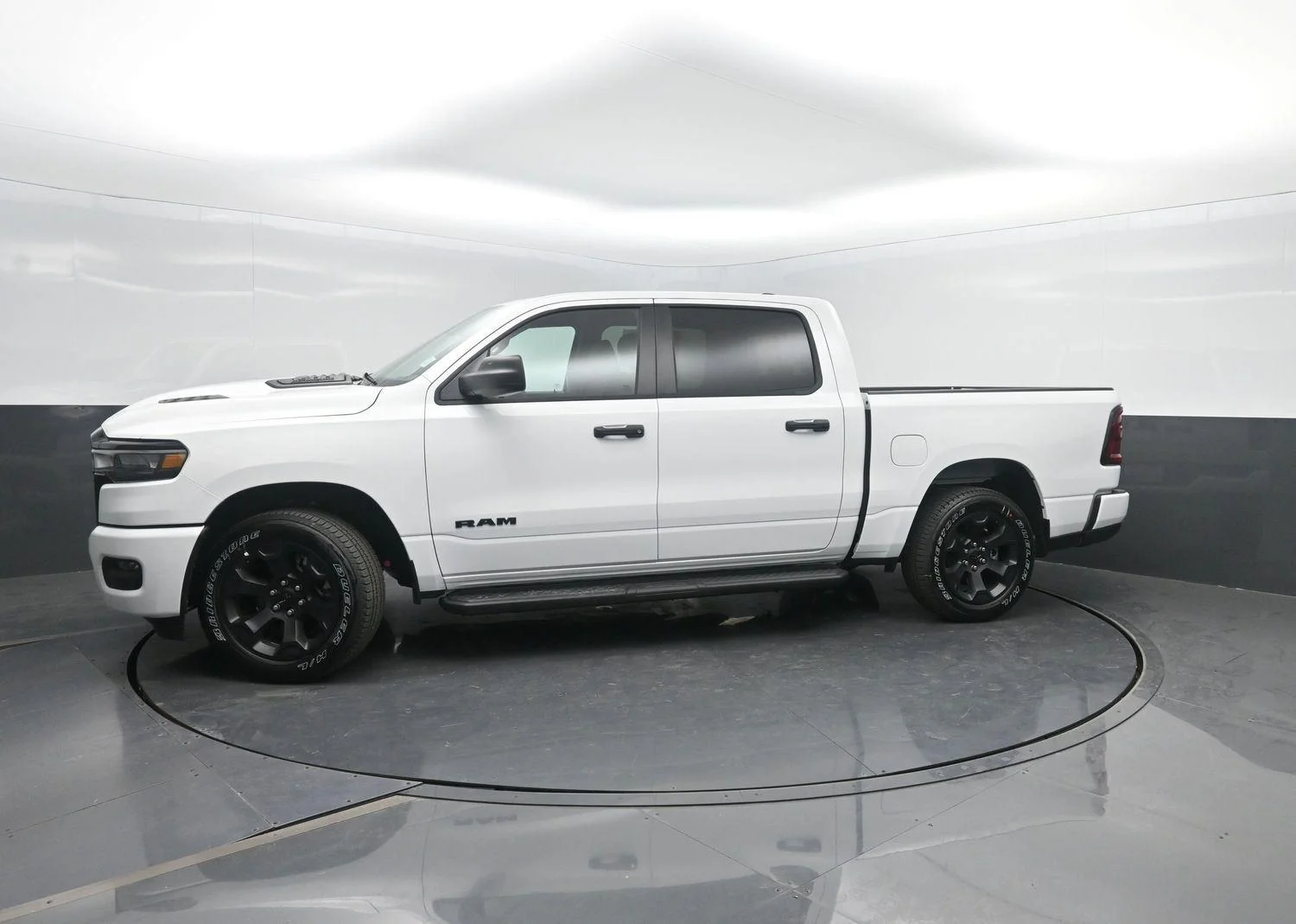 New 2026 Bright White Clear-Coat Exterior Paint RAM Express image 1