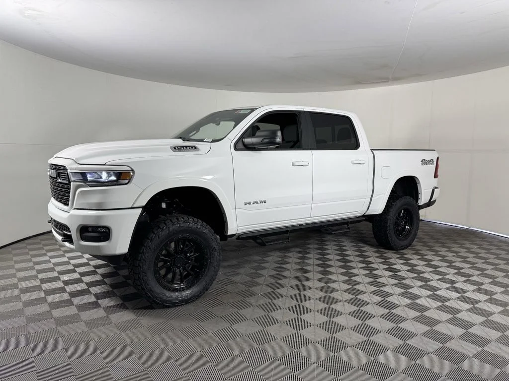 New 2026 Bright White Clearcoat RAM Big Horn/Lone Star image 4