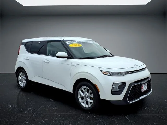 2020 Kia Soul 2.0L S IVT's photo