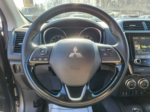 Used 2024 Gray Mitsubishi 2.0 SE image 30
