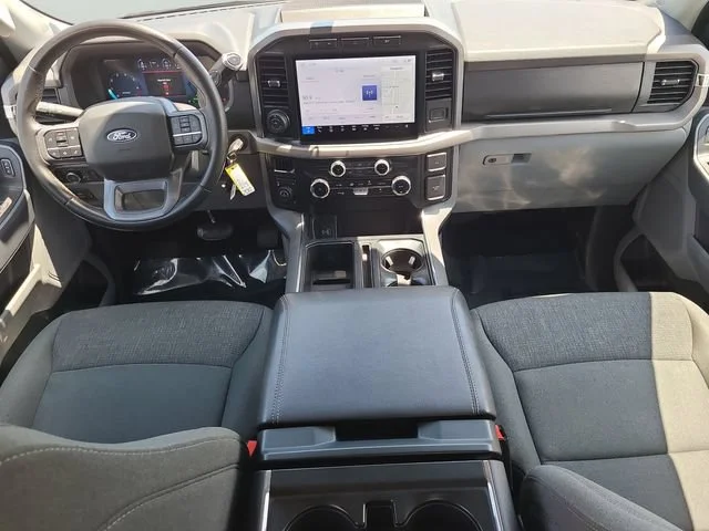 Used 2024 White Ford XLT image 9