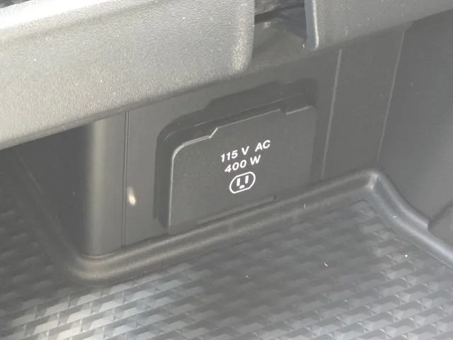New 2026 Serrano Green Metallic Ram Laramie image 15