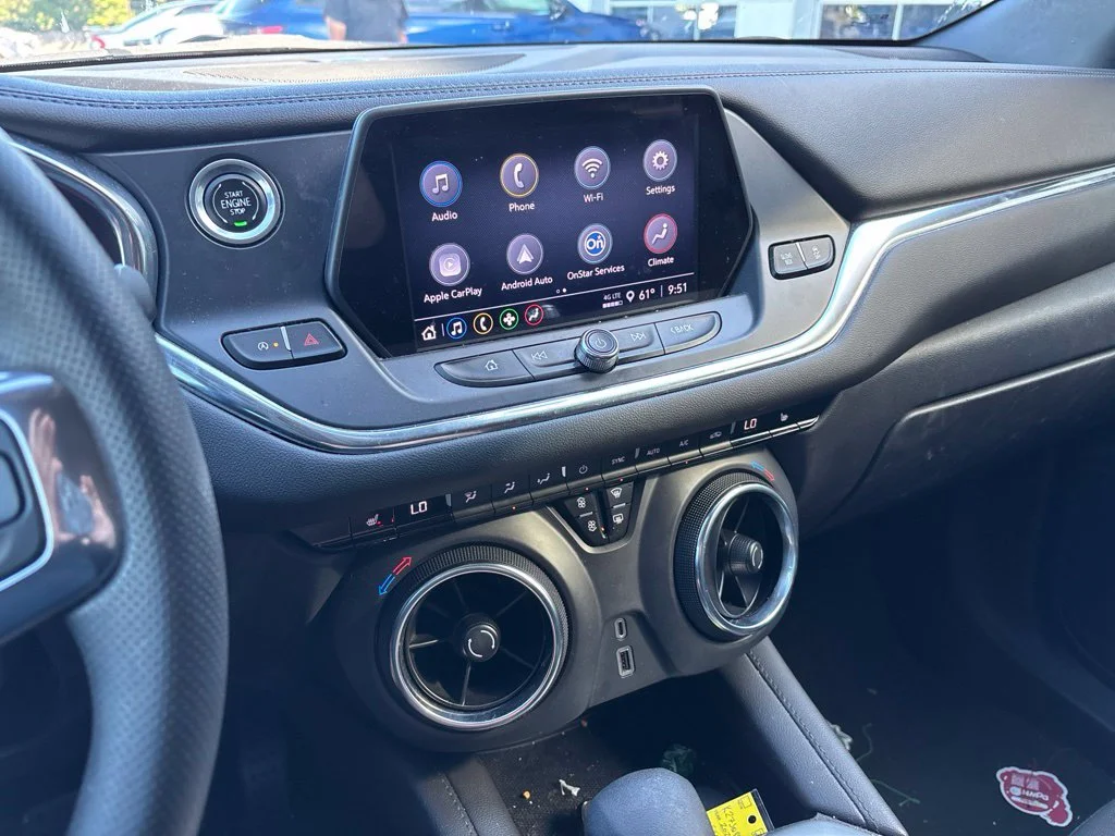 Used 2022 Iron Gray Metallic Chevrolet LT image 10