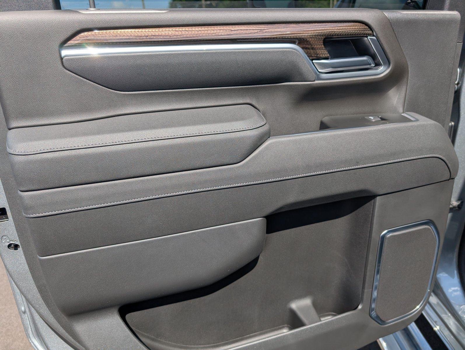 New 2026 Sterling Gray Metallic Chevrolet LT image 36