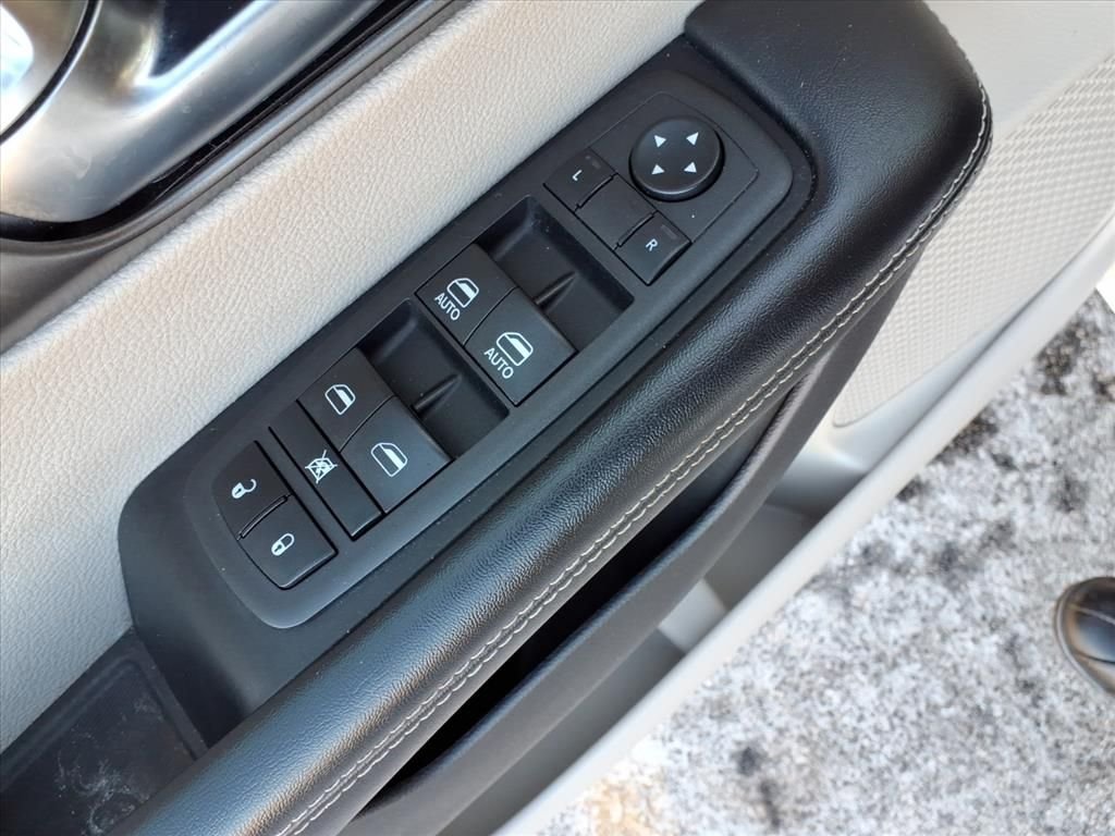 2022 CHRYSLER PACIFICA - Image 14