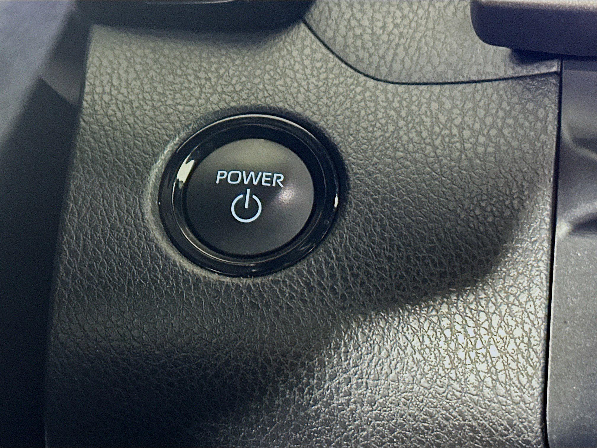 Used 2025 Underground Toyota LE image 20