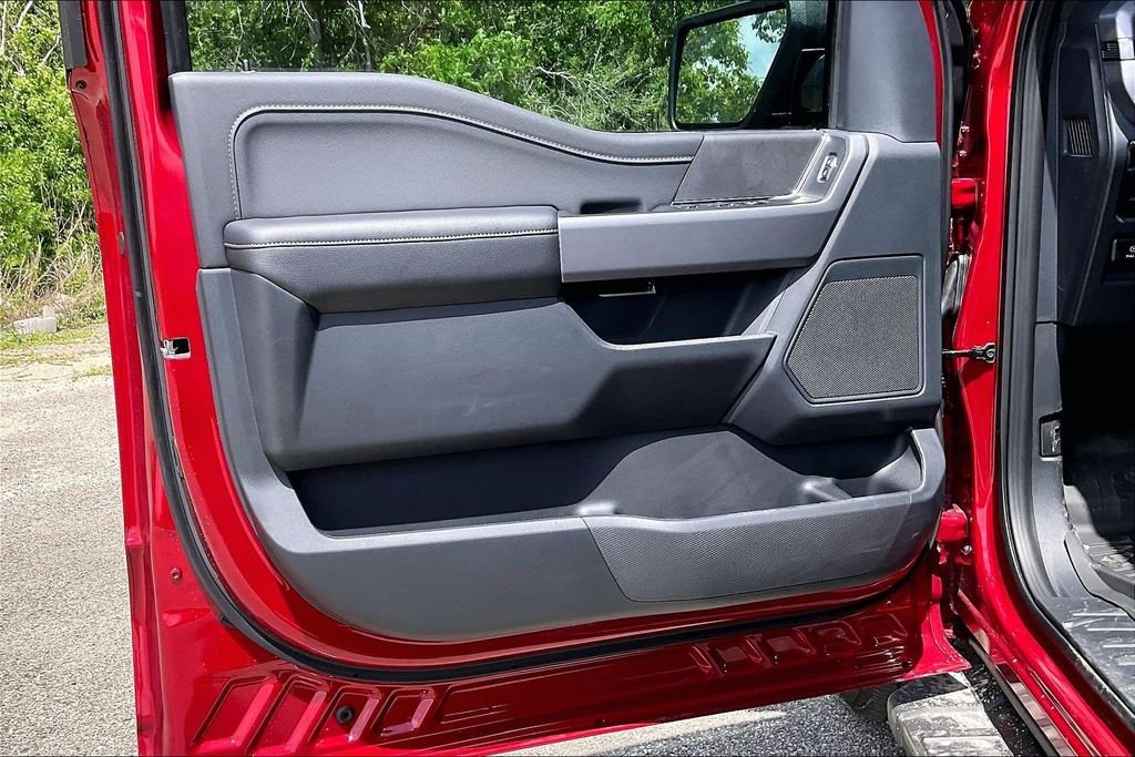 New 2026 Ford F-150 XLT 4D SuperCrew
