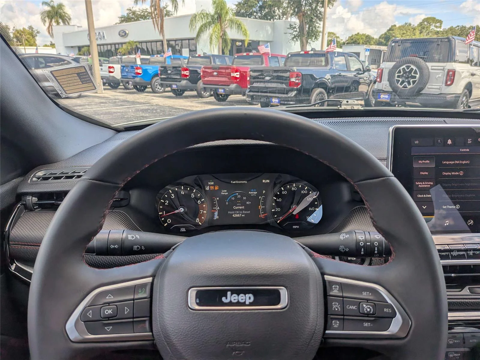 Used 2023 White Jeep Trailhawk image 29