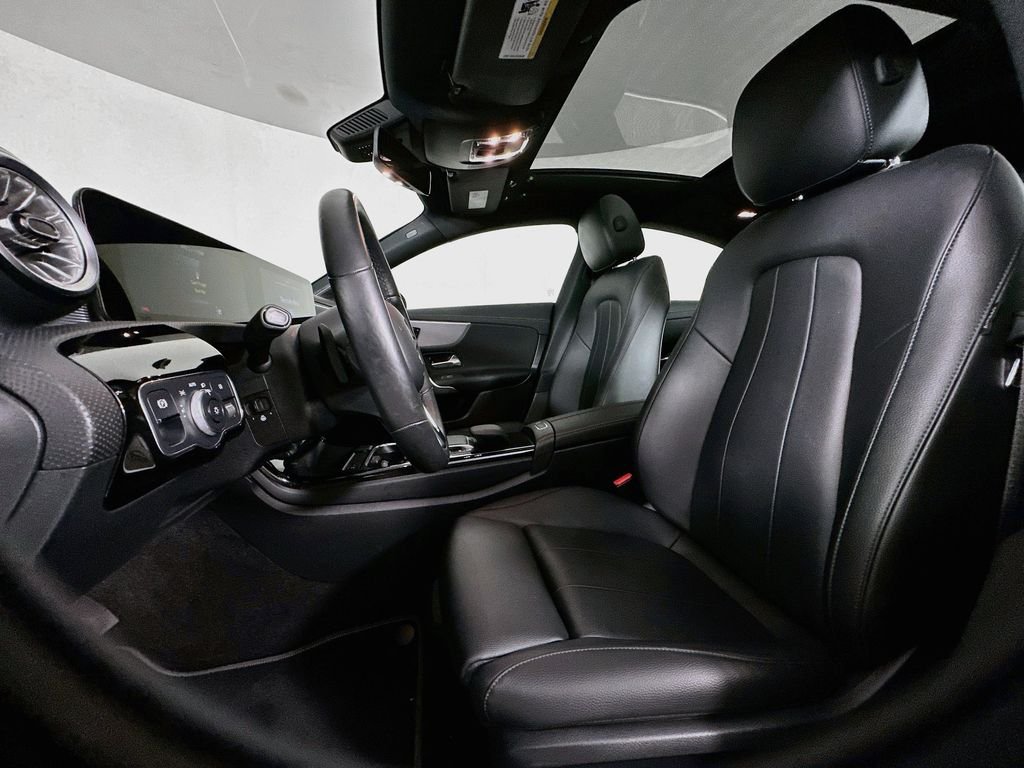 Used 2022 White Mercedes-Benz CLA 250 image 20