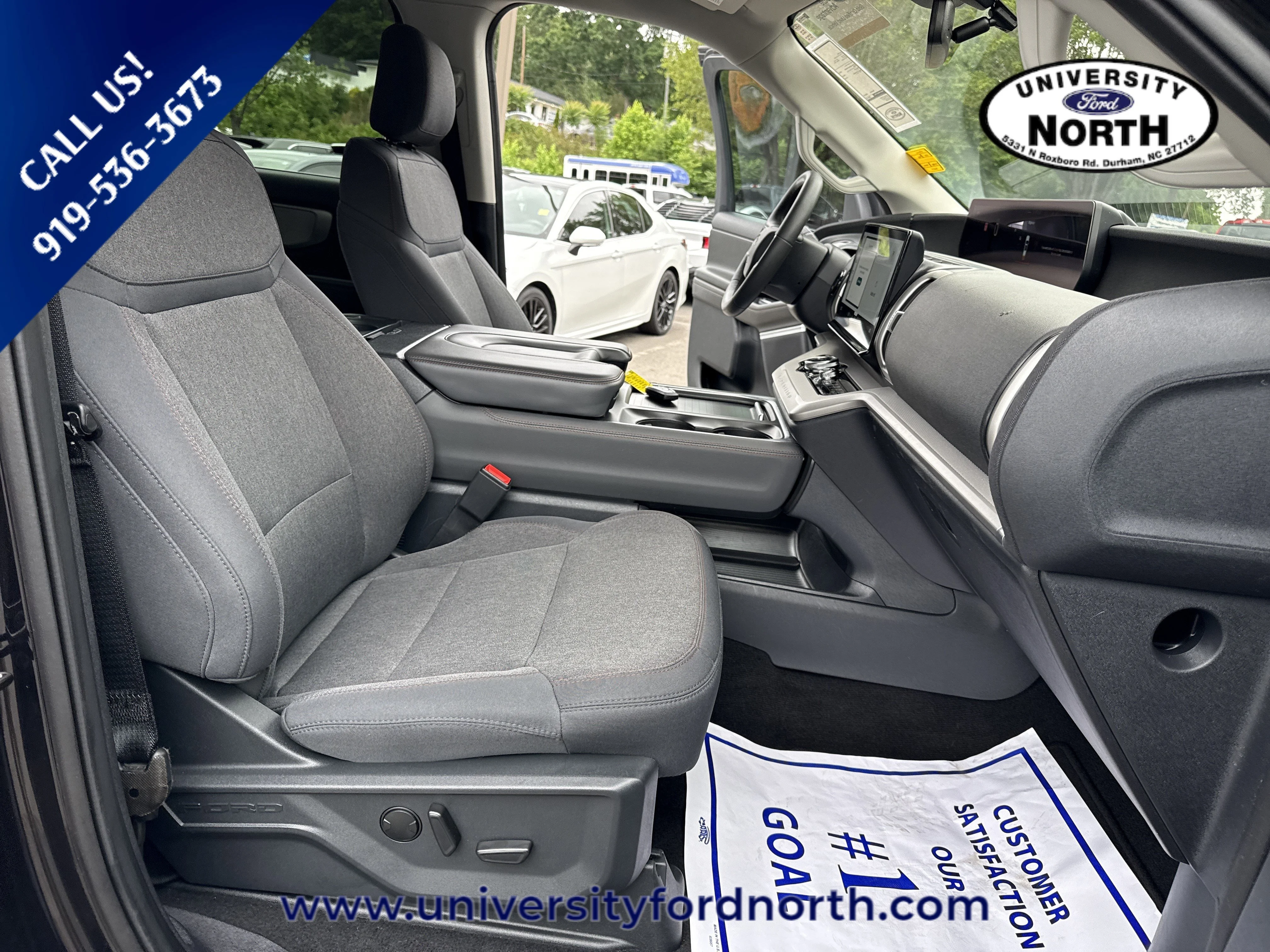 Used 2025 Agate Black Metallic Ford Active image 35