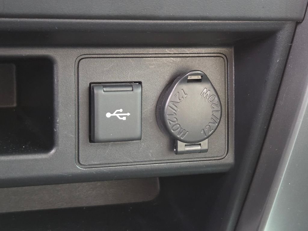 Used 2023 Silver Toyota SR5 image 31