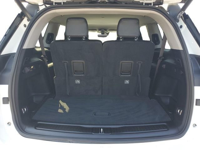 Used 2023 White Jeep Limited image 34