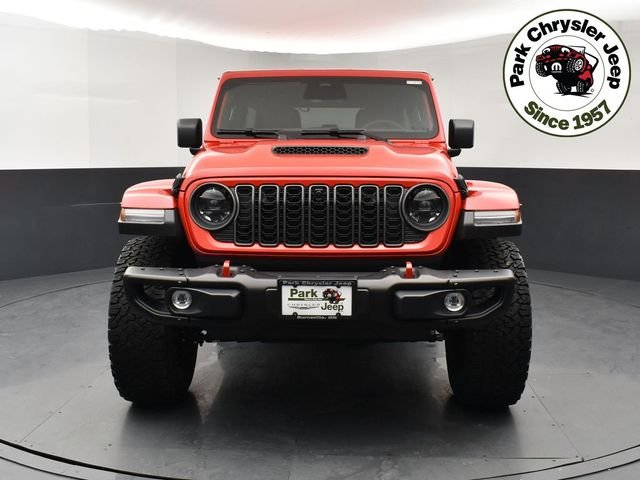 New 2026 Firecracker Red Clear-Coat Exterior Paint Jeep Rubicon X image 2