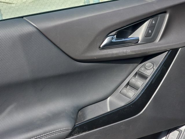 2027 Chevrolet Equinox LT - Photo 18