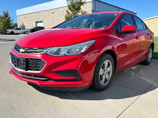Used 2017 Chevrolet Cruze LS with VIN 3G1BC5SM2HS551394 for sale in Quincy, IL