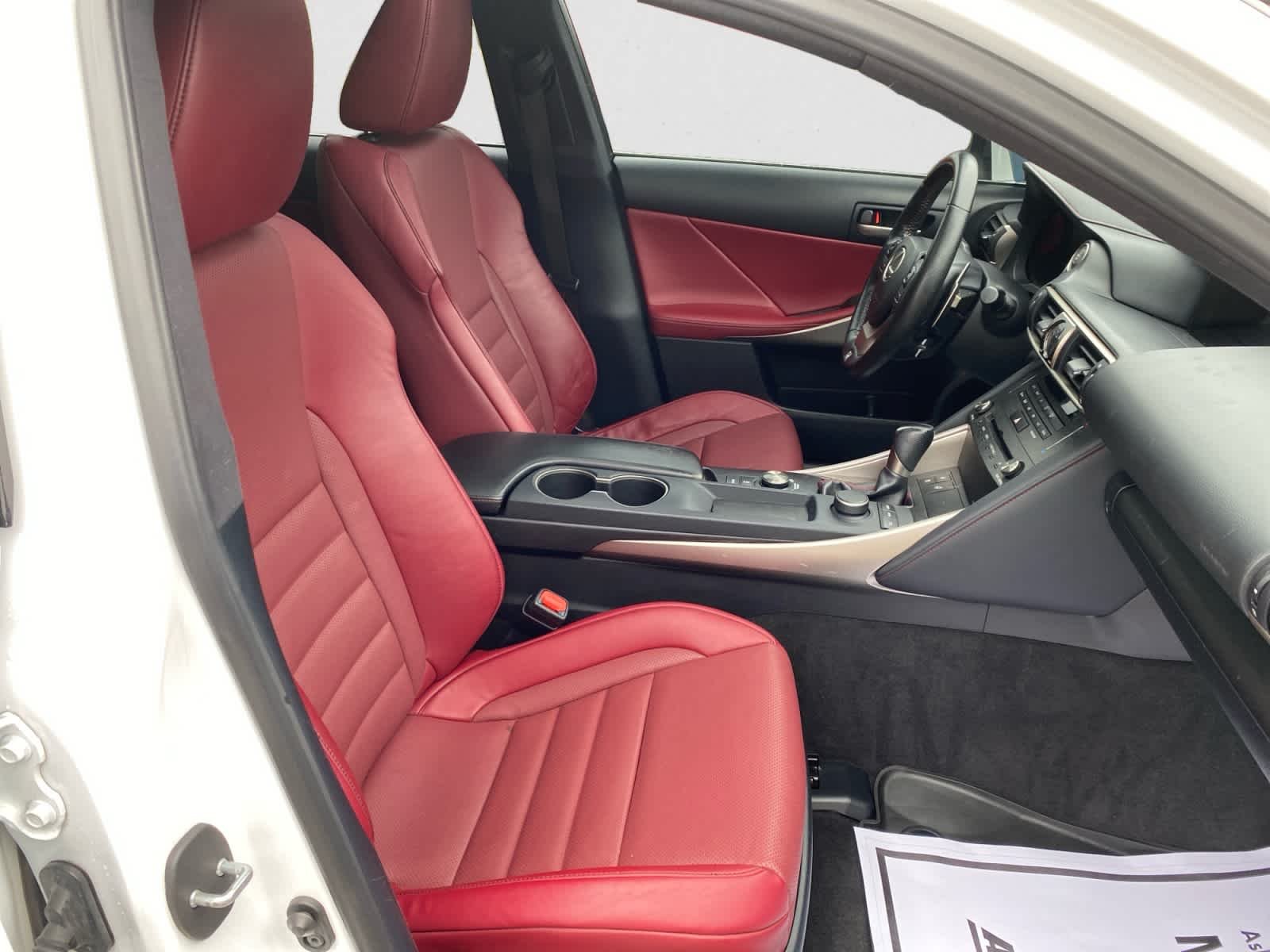 Used 2020 Ultra White Lexus F SPORT image 21