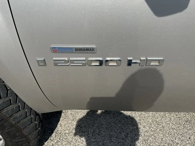 2007 GMC Sierra 2500HD SLT - Photo 9