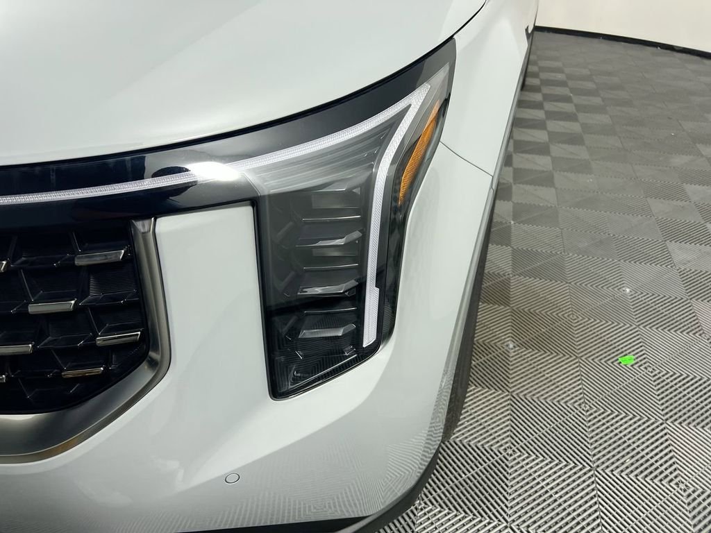 New 2026 Ceramic Silver Kia SX image 11