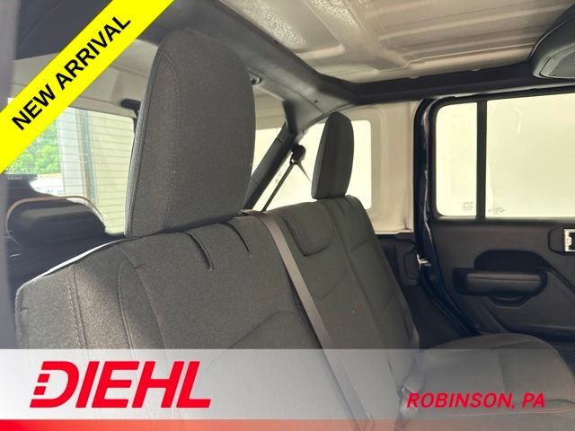 Used 2025 Blue Jeep Rubicon image 10