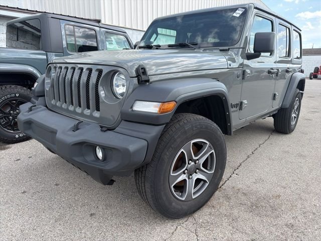2022 Jeep Wrangler Sport S's photo