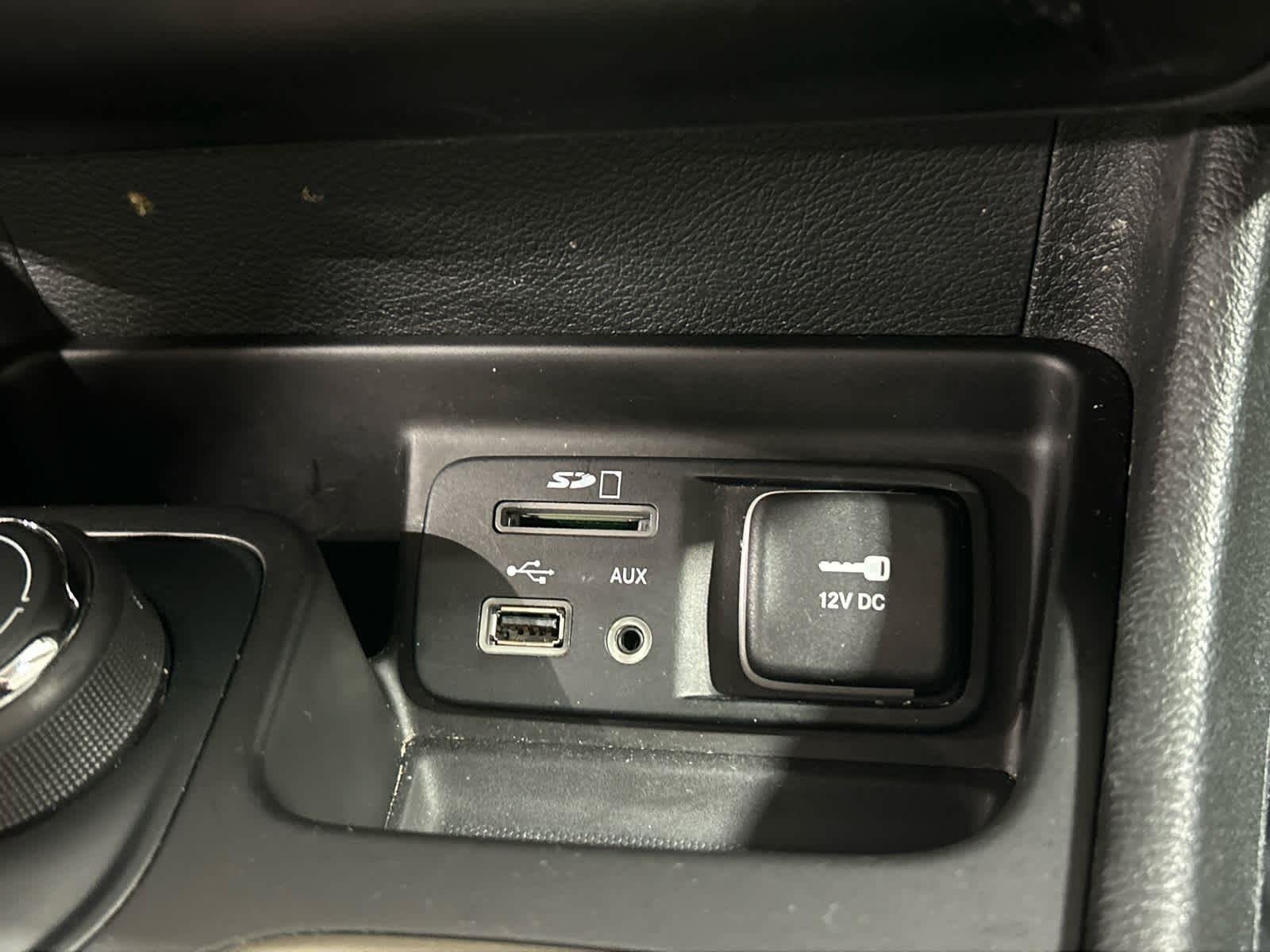 2014 Jeep Cherokee Latitude - Photo 33