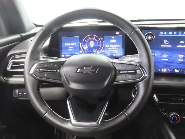 2025 Chevrolet Traverse LT - Photo 8