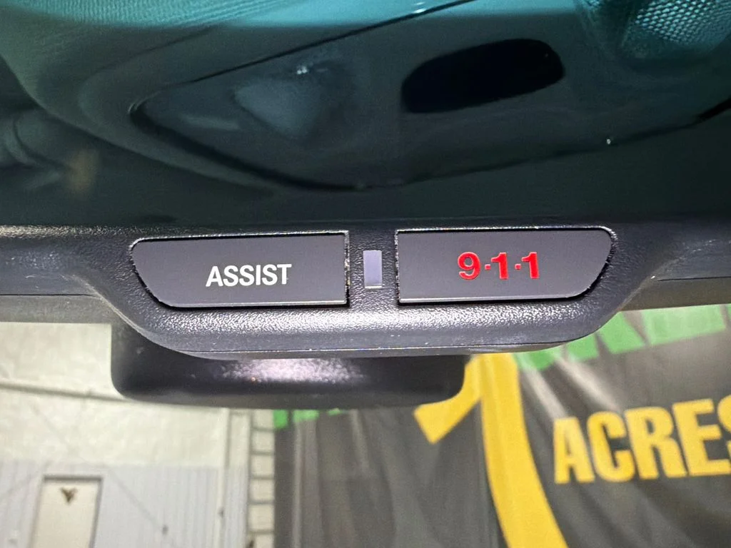 Used 2016 Granite Crystal Metallic Clearcoat Jeep Limited image 40