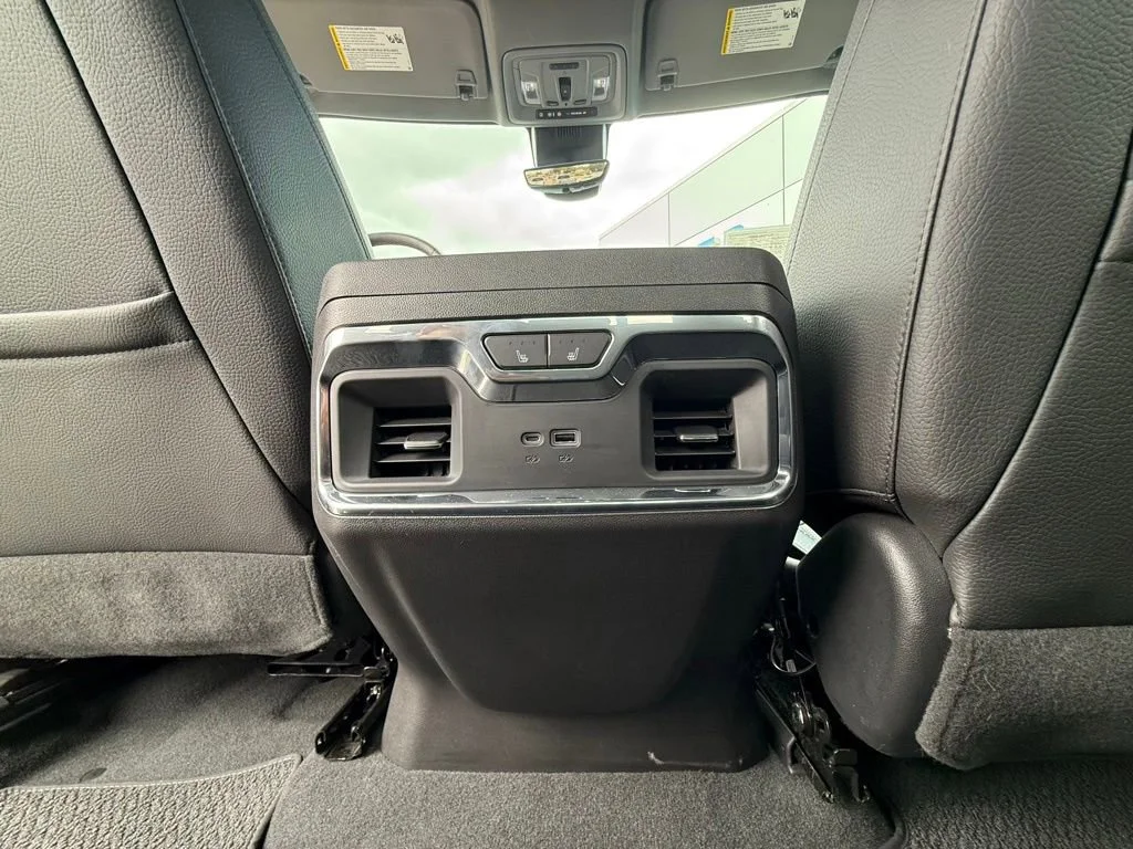 Used 2023 Sterling Metallic GMC Denali image 28