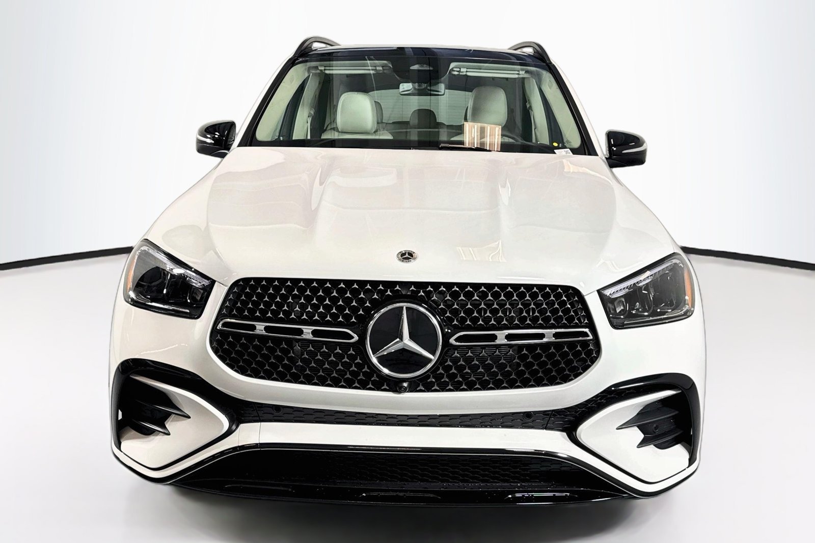 New 2026 Polar White Mercedes-Benz GLE 450 image 2