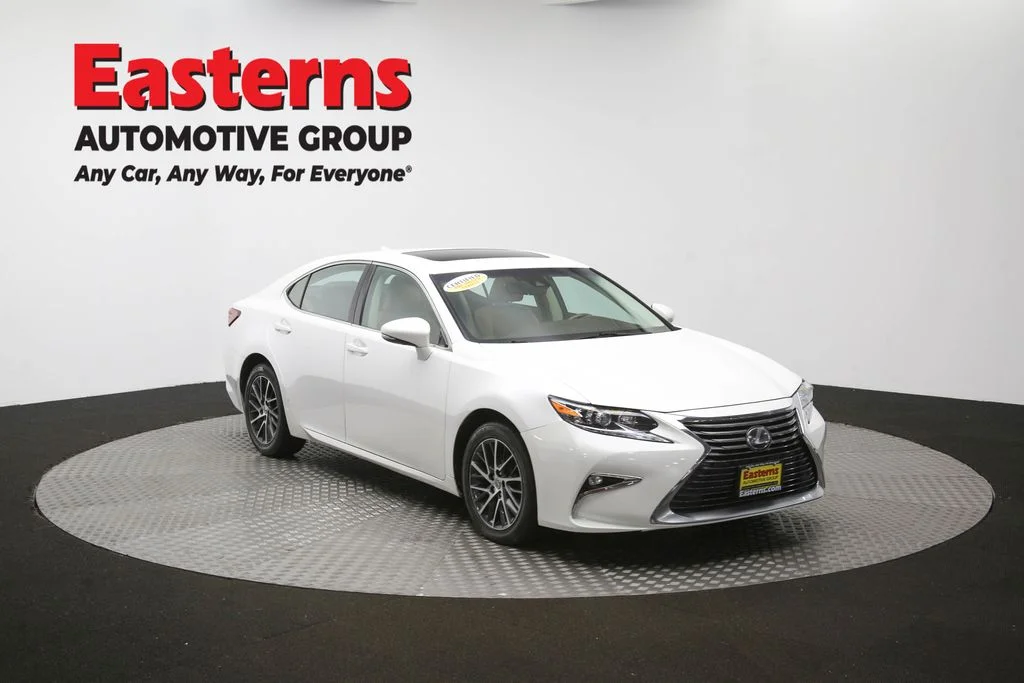 Used 2017 White Lexus 350 image 54